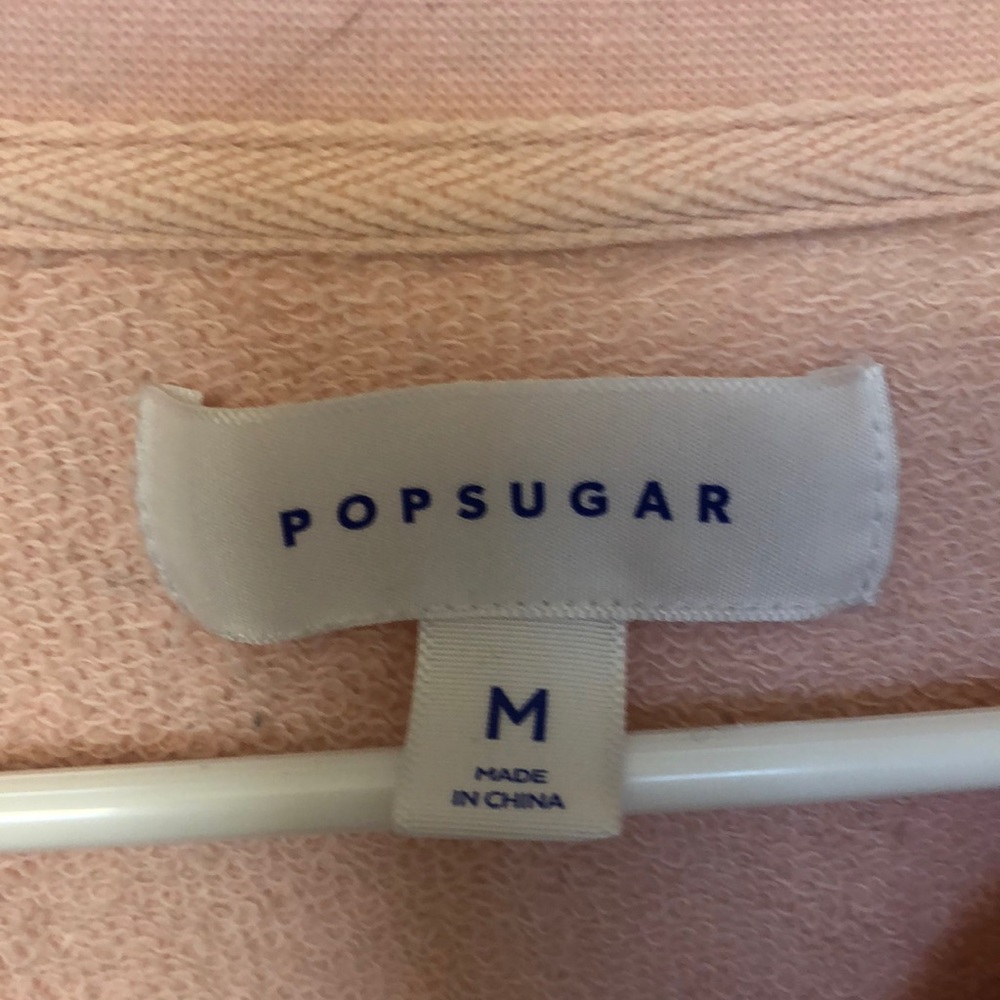 Light pink cropped sweater! - Picture 2 of 2